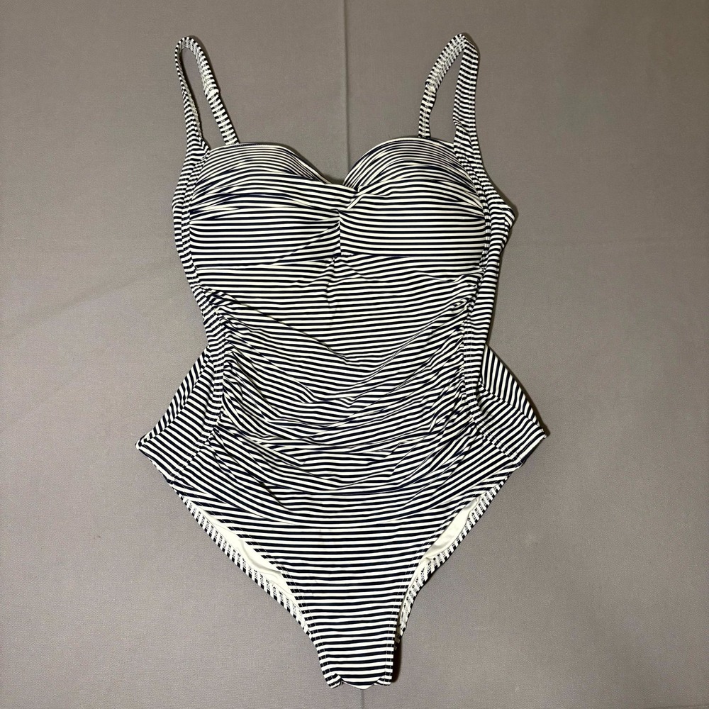 Nip Tuck Joanne One Piece Swimsuit Womens 10 Navy Sorrento Striped Multifit Cup